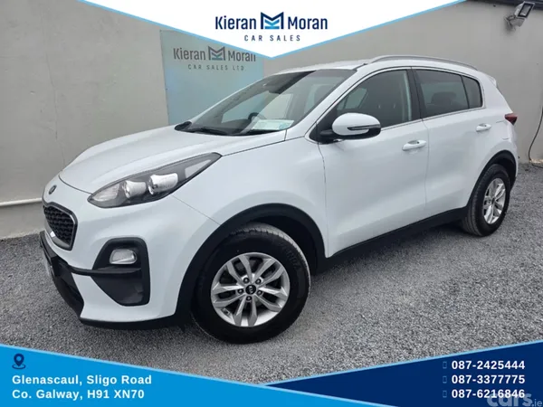 Kia Sportage MPV, Diesel Hybrid, 2021, White