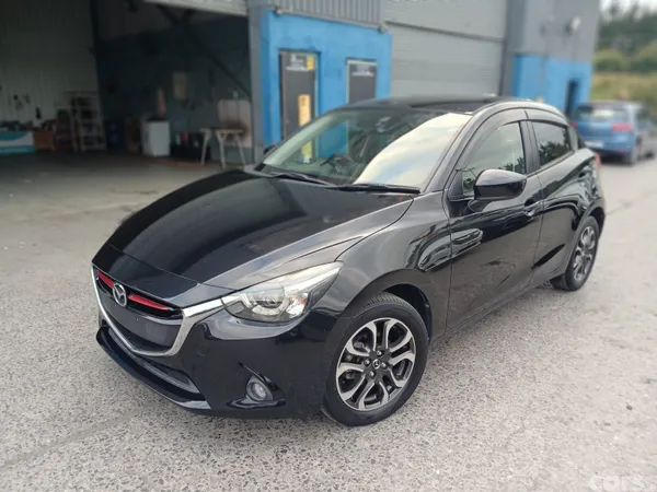 Mazda Demio Hatchback, Diesel, 2016, Black