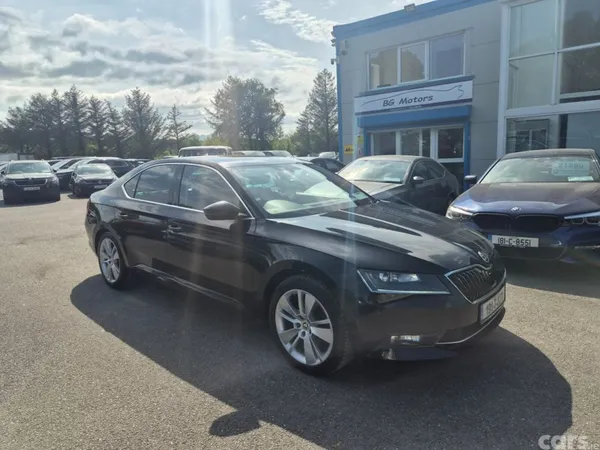 Skoda Superb Hatchback, Diesel, 2019, Black