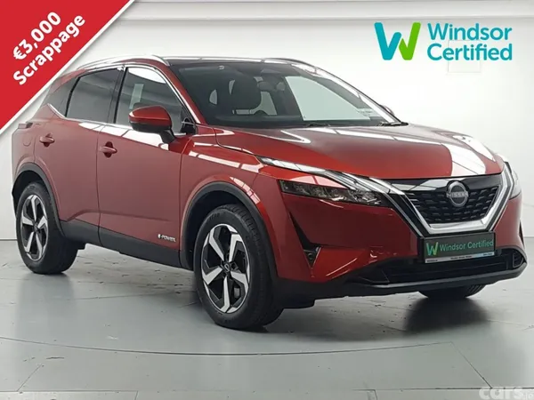 Nissan Qashqai MPV, Petrol, 2024, Red