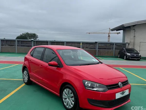 Volkswagen Golf Hatchback, Petrol, 2011, Red
