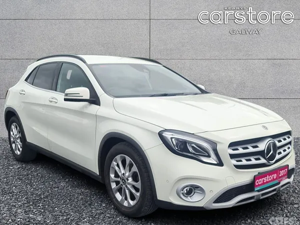 Mercedes-Benz GLA SUV, Petrol, 2017, White