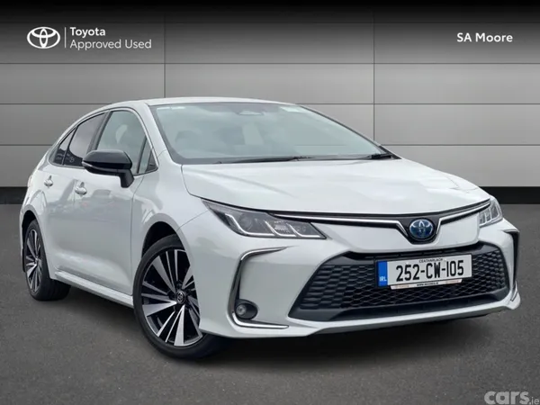 Toyota Corolla Saloon, Petrol Hybrid, 2025, Grey
