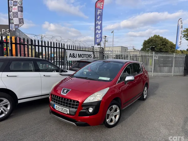 Peugeot 3008 MPV, Diesel, 2010, Red