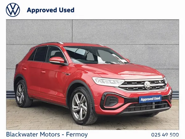 Volkswagen T-Roc SUV, Petrol, 2024, Red