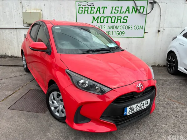 Toyota Yaris Hatchback, Petrol, 2020, Red