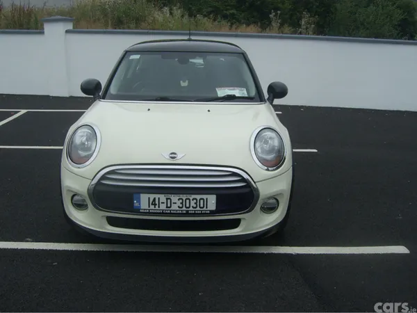 Mini Cooper Hatchback, Diesel, 2014, White