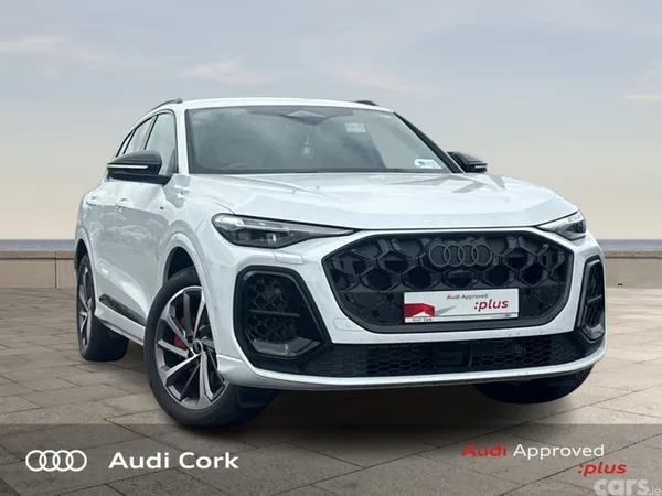 Audi Q5 SUV, Petrol Plug-in Hybrid, 2025, White