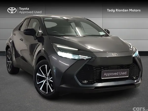 Toyota C-HR SUV, Petrol Hybrid, 2024, Grey