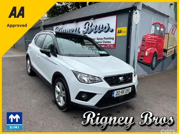SEAT Arona Hatchback, Petrol, 2021, White