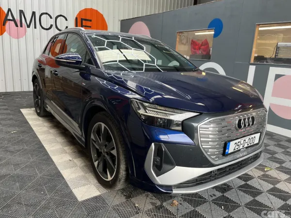 Audi Q4 e-tron SUV, Electric, 2025, Blue