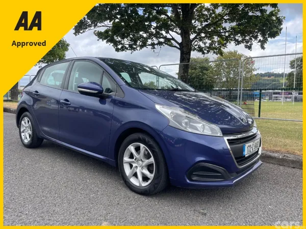 Peugeot 208 Hatchback, Diesel, 2017, Blue