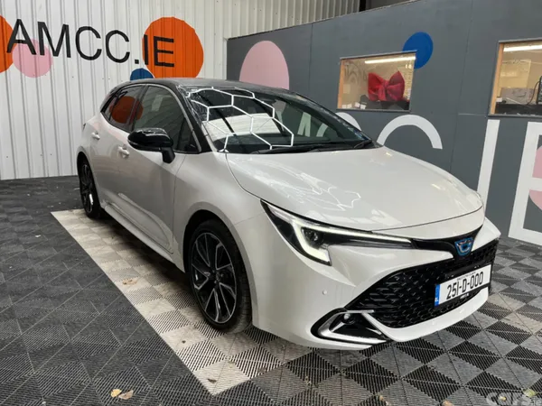 Toyota Corolla Hatchback, Petrol Hybrid, 2025, White