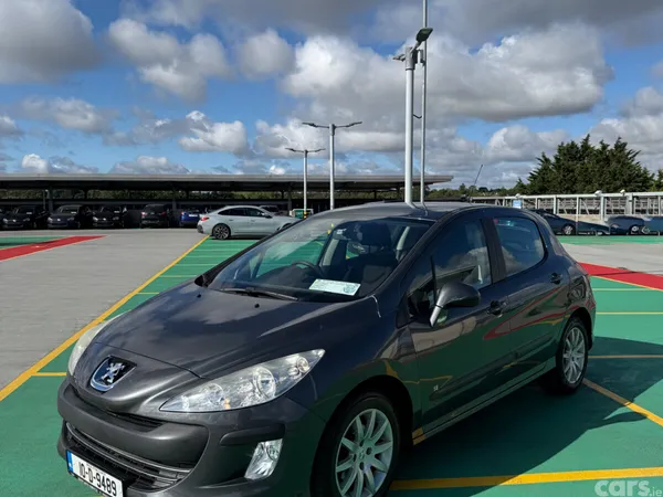 Peugeot 308 Hatchback, Diesel, 2010, Grey