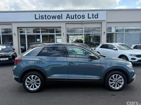 Volkswagen T-Roc SUV, Diesel, 2023, Green
