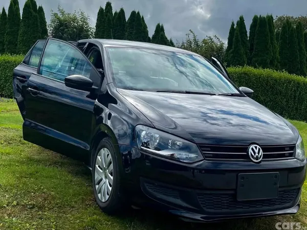 Volkswagen Polo Hatchback, Petrol, 2014, Black