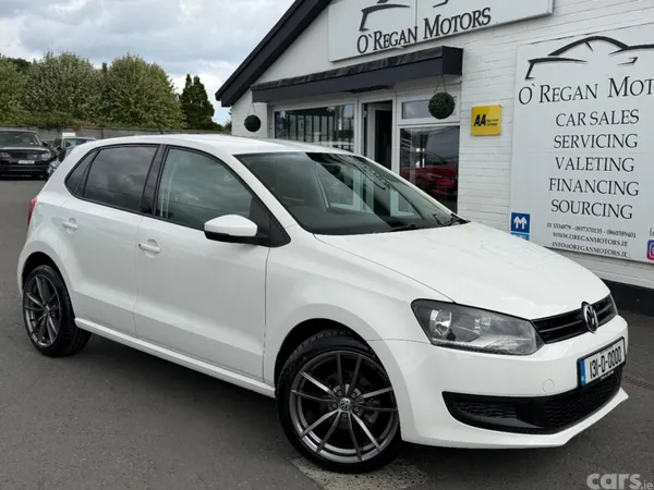Volkswagen Polo Hatchback, Petrol, 2013, White