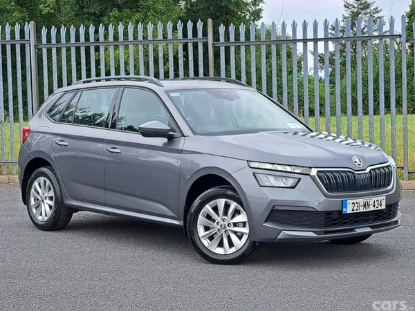 Skoda Kamiq Hatchback, Petrol, 2023, Grey