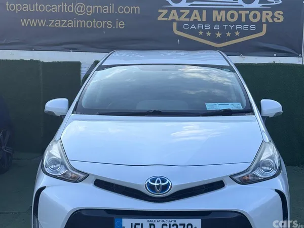 Toyota Prius MPV, Petrol Hybrid, 2015, White