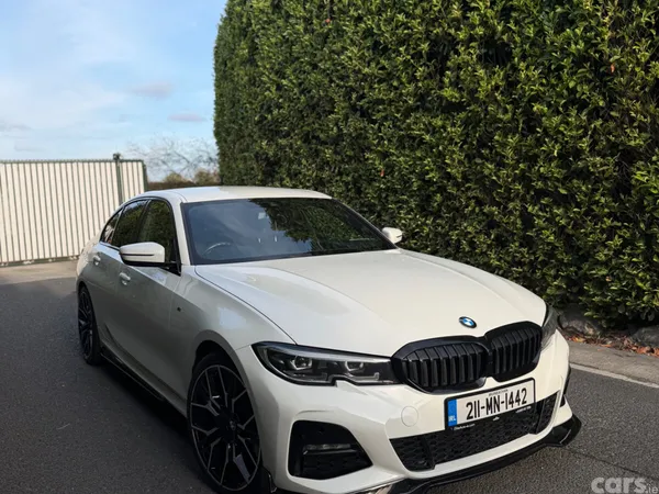 BMW 3-Series Saloon, Petrol Plug-in Hybrid, 2021, White