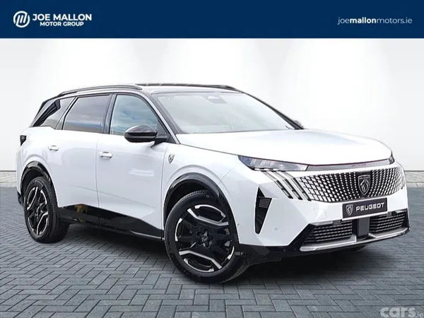 Peugeot 5008 SUV, Electric, 2027, White