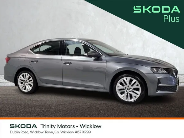 Skoda Octavia Saloon, Diesel, 2025, Grey