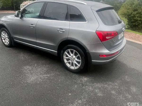 Audi Q5 SUV, Diesel, 2011, Grey
