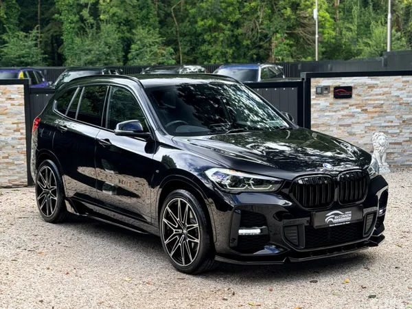 BMW X1 SUV, Petrol Plug-in Hybrid, 2022, Black