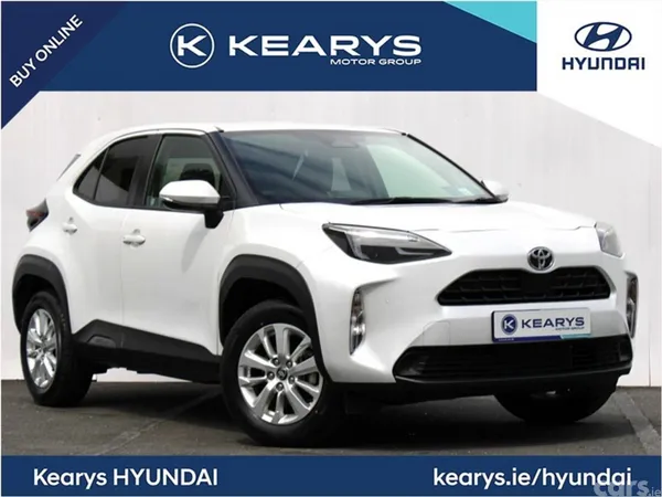 Toyota Yaris Cross SUV, Petrol Hybrid, 2024, White
