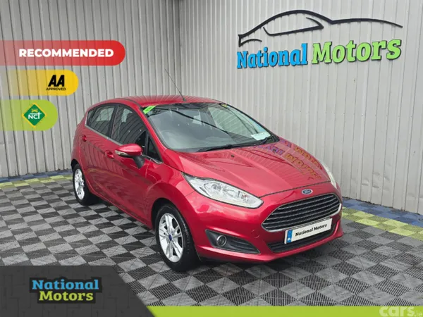 Ford Fiesta Hatchback, Petrol, 2016, Red