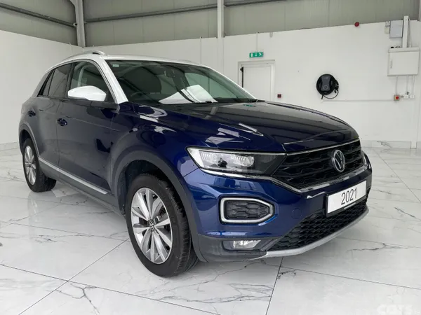 Volkswagen T-Roc Hatchback, Diesel, 2021, Blue
