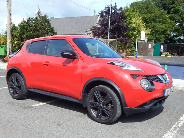 Nissan Juke SUV, Diesel, 2016, Red