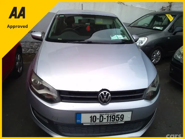 Volkswagen Polo Hatchback, Petrol, 2010, Silver
