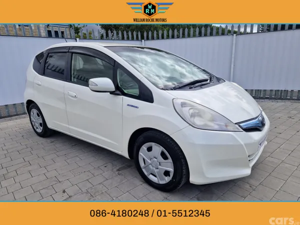 Honda Fit Hatchback, Petrol Hybrid, 2013, White