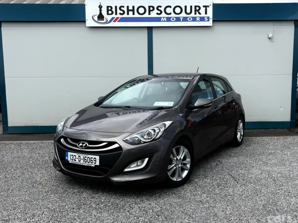 Hyundai i30 Hatchback, Diesel, 2013, Brown
