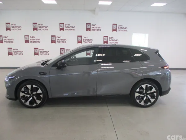Leapmotor B05 Hatchback, Electric, 2027, Grey