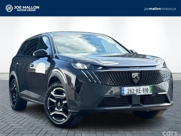 Peugeot 5008 MPV, Electric, 2026, Grey