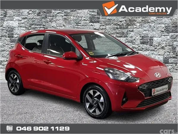 Hyundai i10 Hatchback, Petrol, 2023, Red