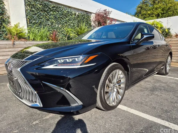 Lexus ES Saloon, Petrol Hybrid, 2021, Black