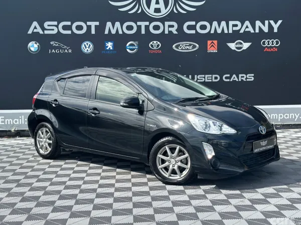 Toyota Aqua Hatchback, Petrol Hybrid, 2015, Black