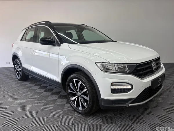 Volkswagen T-Roc SUV, Petrol, 2019, White