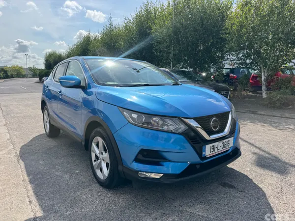 Nissan Qashqai Hatchback, Diesel, 2019, Blue