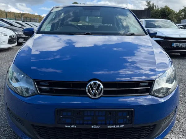 Volkswagen Polo Hatchback, Petrol, 2013, Blue