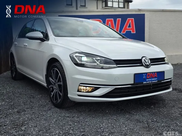 Volkswagen Golf Hatchback, Petrol, 2018, White