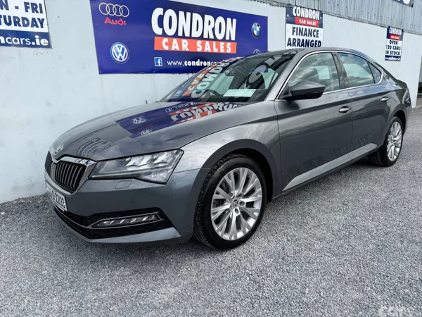 Skoda Superb Saloon, Diesel, 2022, Grey