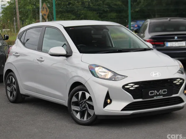 Hyundai i10 Hatchback, Petrol, 2023, Grey