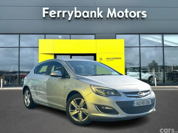 Opel Astra Hatchback, Diesel, 2014, Silver