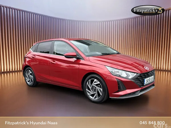 Hyundai i20 Hatchback, Petrol, 2024, Red