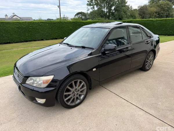 Lexus IS Saloon, Petrol, 2000, Black