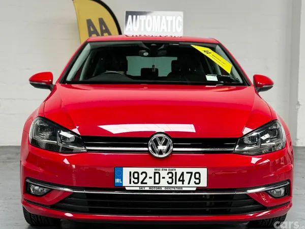 Volkswagen Golf Hatchback, Petrol, 2019, Red